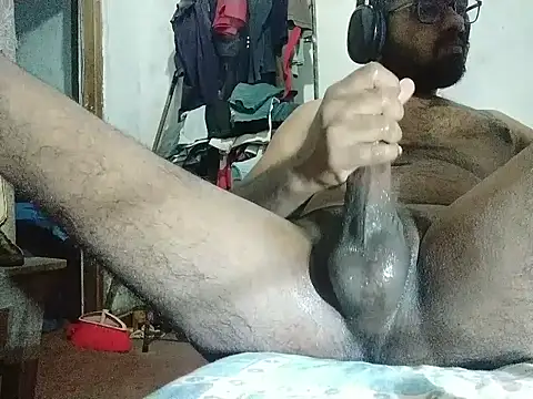 SLFUCKBOY69 online show from March 24, 5:29 pm