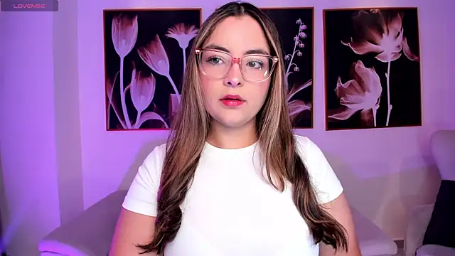 AllisonRogersX online show from April 26, 11:30 am