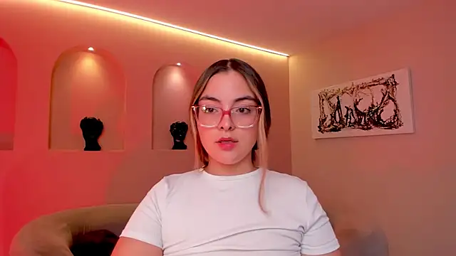 Snapshot of AllisonRogersX chatting on June 3, 2:33 pm AllisonRogersX online show from June 3, 2:33 pm