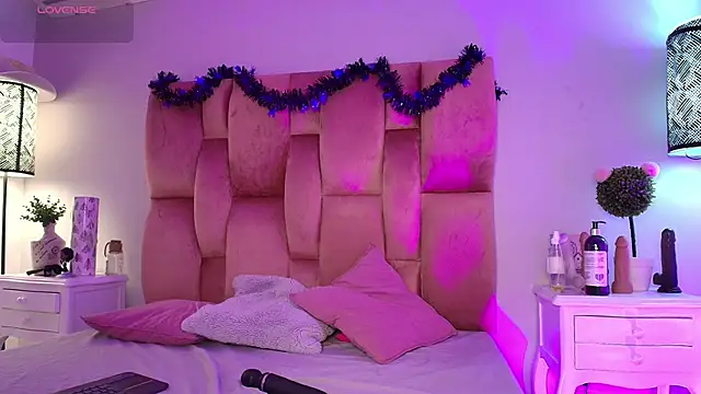 SweetBonniie online show from November 3, 12:39 pm