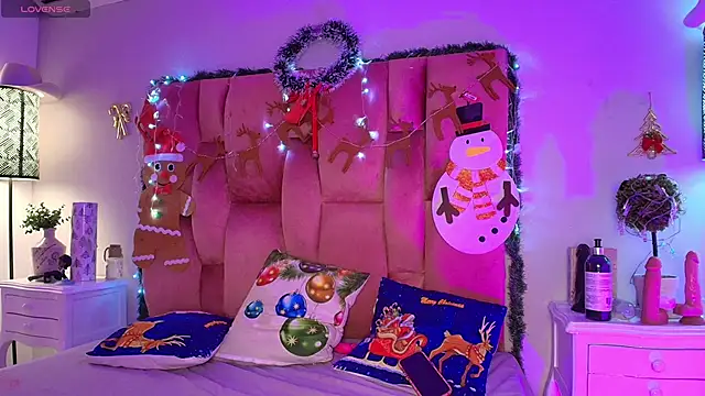 SweetBonniie online show from November 19, 11:43 am