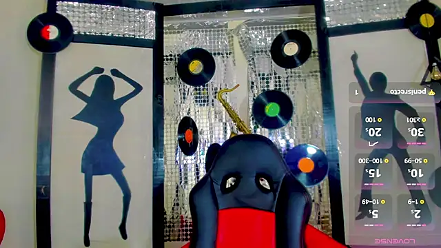 Hellen moons   online show from February 4, 3:44 am