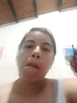 lisseth online show from December 17, 2:12 am