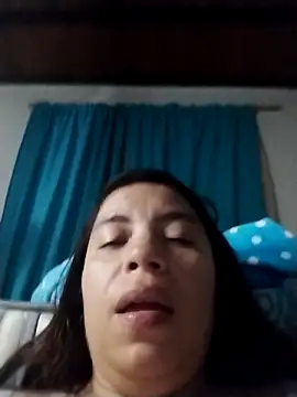 lisseth online show from December 22, 4:06 am