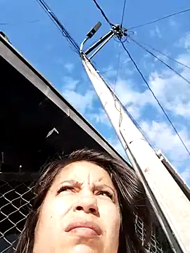 lisseth online show from December 15, 9:30 pm