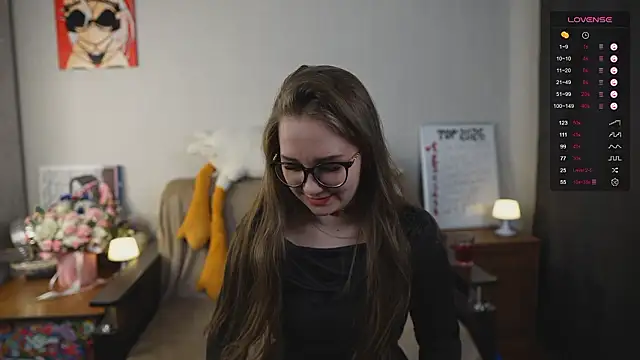 Miatiny online show from February 14, 8:05 pm