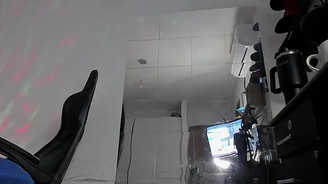 Moon Sammy online show from April 26, 1:47 am