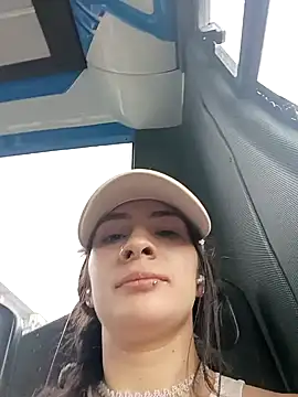 SAMANTHA-16  online show from January 30, 8:10 pm