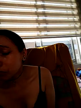 Snapshot of KimPielCanela chatting on November 12, 9:14 pm KimPielCanela online show from November 12, 9:14 pm