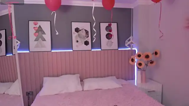 Megan mooree  online show from February 17, 7:21 pm