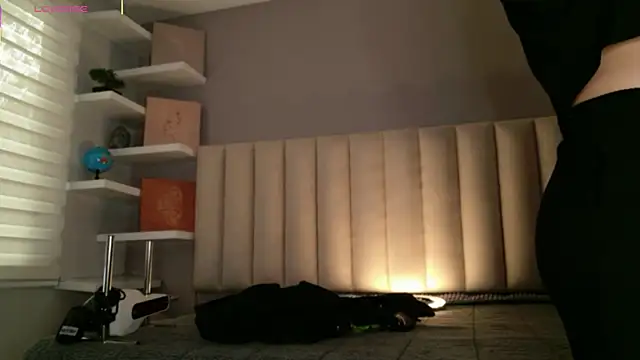 Megan mooree  online show from February 10, 12:53 pm