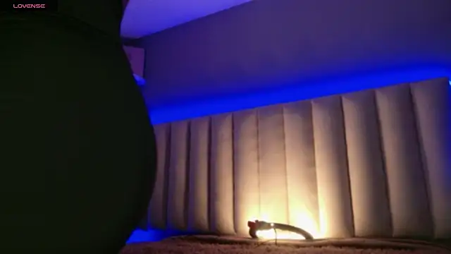 Snapshot of Megan_mooree_ chatting on July 28, 12:59 pm Megan mooree online show from July 28, 12:59 pm