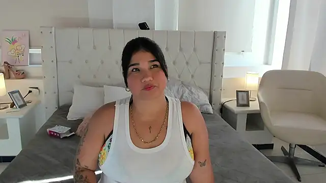 Snapshot of Gabycutee chatting on January 10, 8:15 pm Gabycutee online show from January 10, 8:15 pm