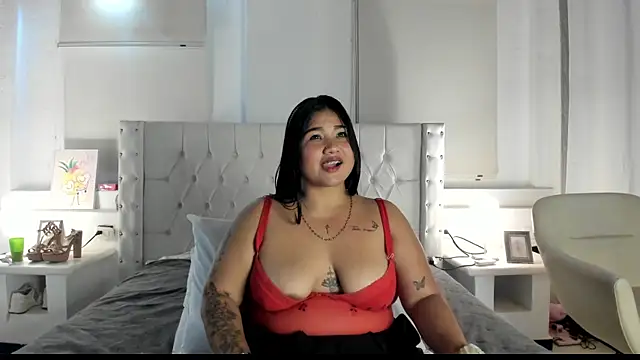 Gabycutee online show from February 2, 1:55 am