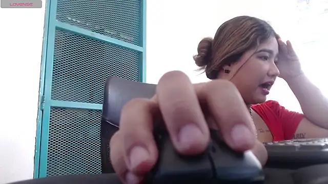 Snapshot of Gabycutee chatting on September 19, 9:48 pm Gabycutee online show from September 19, 9:48 pm