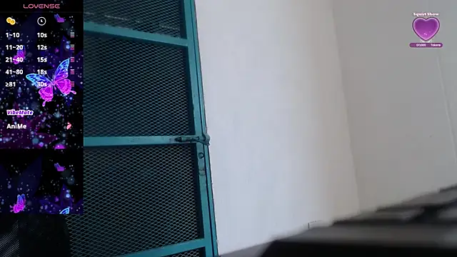 Snapshot of Gabycutee chatting on October 18, 8:53 pm Gabycutee online show from October 18, 8:53 pm