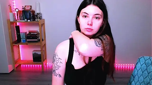 Snapshot of peaachybabe__ chatting on October 19, 2:56 am peaachybabe online show from October 19, 2:56 am