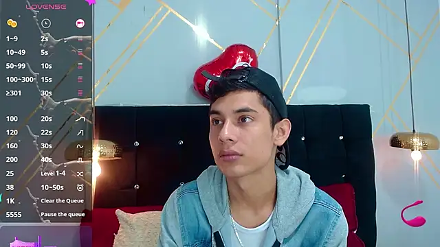 Oliver king sex online show from March 10, 5:39 pm