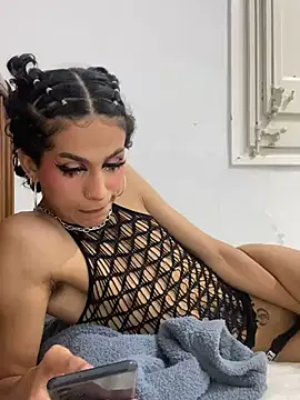 Snapshot of Abby_bella09 chatting on December 10, 3:44 pm Abby bella09 online show from December 10, 3:44 pm