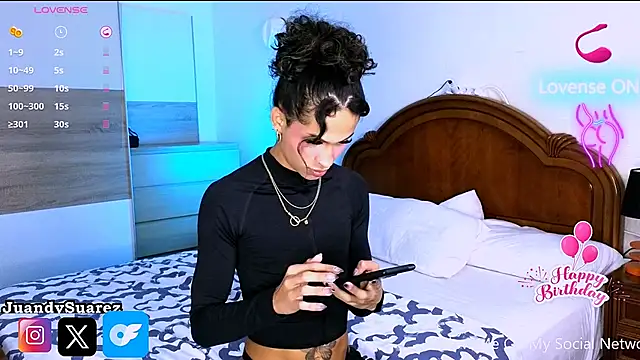 Snapshot of Abby_bella09 chatting on November 8, 6:02 am Abby bella09 online show from November 8, 6:02 am