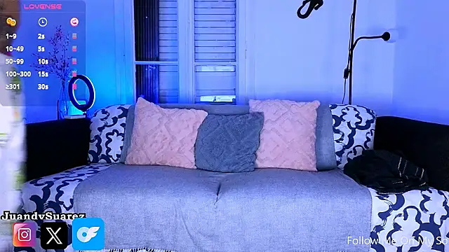 Snapshot of Abby_bella09 chatting on November 16, 5:35 am Abby bella09 online show from November 16, 5:35 am