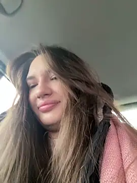 Holly Molii online show from December 13, 5:05 am