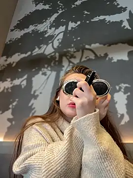 Holly Molii online show from January 25, 7:28 am