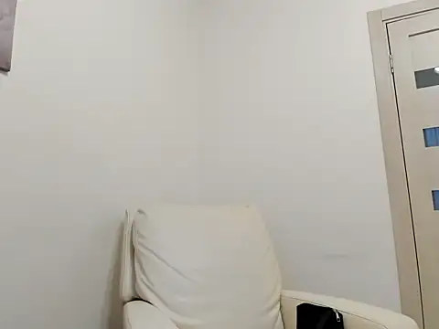 Holly Molii online show from February 5, 4:27 am