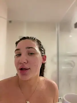 Holly Molii online show from March 12, 7:02 am