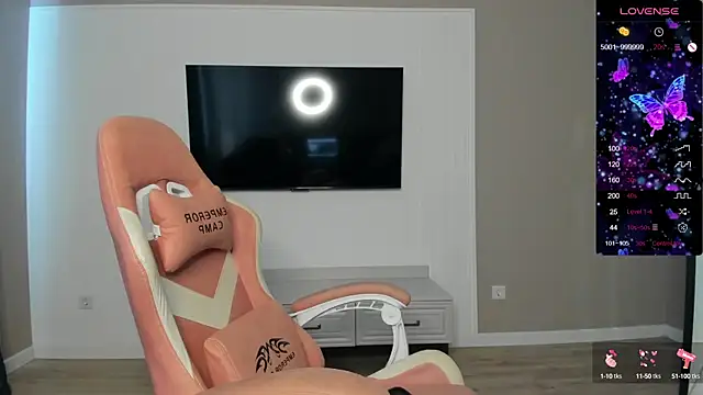 Holly Molii online show from September 19, 2:24 am