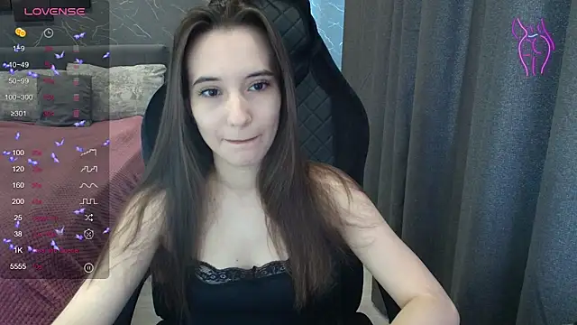 Alice Weiss online show from June 4, 9:59 am