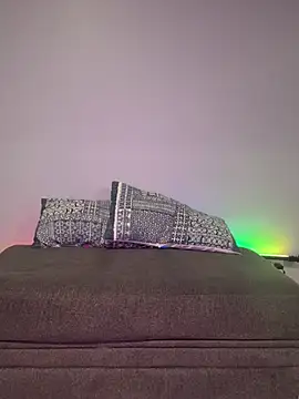 Snapshot of Naughty_pussy2cum chatting on February 3, 6:34 am Naughty pussy2cum online show from February 3, 6:34 am