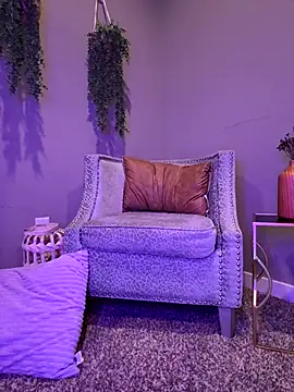 Snapshot of Naughty_pussy2cum chatting on September 10, 4:23 am Naughty pussy2cum online show from September 10, 4:23 am