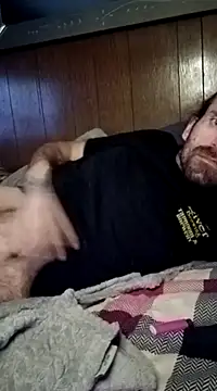 Snapshot of RobStrokes215 chatting on December 7, 10:01 am RobStrokes215 online show from December 7, 10:01 am