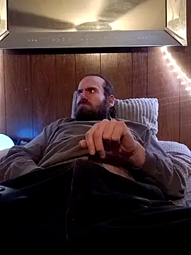 Snapshot of RobStrokes215 chatting on February 13, 3:29 am RobStrokes215 online show from February 13, 3:29 am