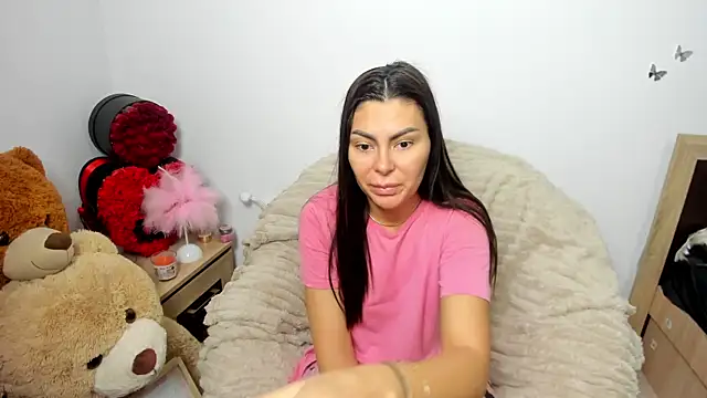 kilenyapatrice online show from February 12, 11:49 am