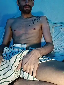 johngil0995 online show from December 4, 12:36 pm