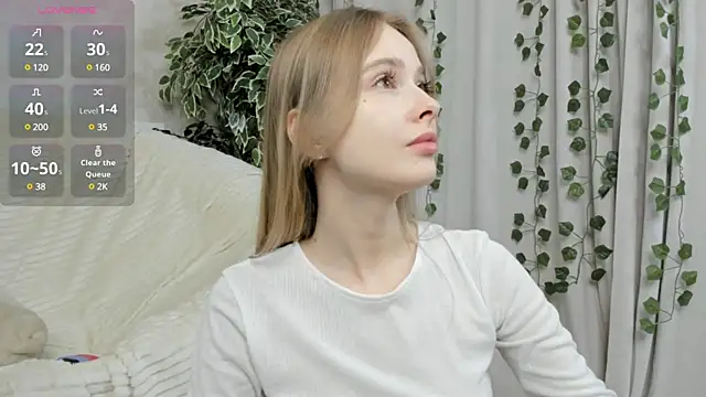 Snapshot of mell_milles chatting on February 2, 8:41 pm mell milles online show from February 2, 8:41 pm