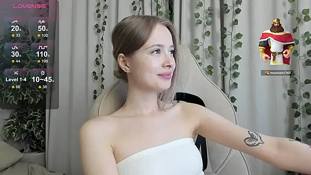 Snapshot of mell_milles chatting on November 2, 2:30 pm mell milles online show from November 2, 2:30 pm