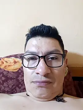 Snapshot of gioarcangel chatting on February 5, 4:59 am gioarcangel online show from February 5, 4:59 am