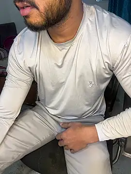 Snapshot of sexyboy09 chatting on December 16, 9:24 am sexyboy09 online show from December 16, 9:24 am