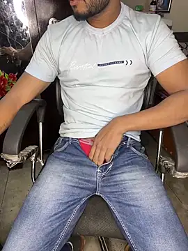 Snapshot of sexyboy09 chatting on December 22, 3:00 pm sexyboy09 online show from December 22, 3:00 pm