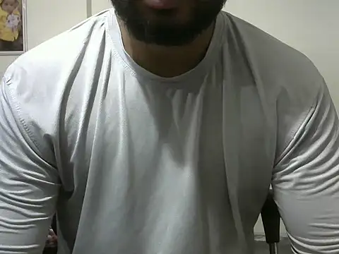 Snapshot of sexyboy09 chatting on September 20, 5:25 pm sexyboy09 online show from September 20, 5:25 pm