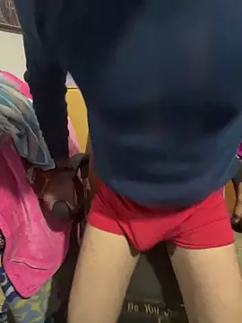 Snapshot of sexyboy09 chatting on December 17, 2:34 pm sexyboy09 online show from December 17, 2:34 pm