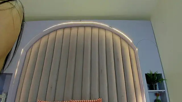 JaylaScott   online show from November 23, 11:43 am