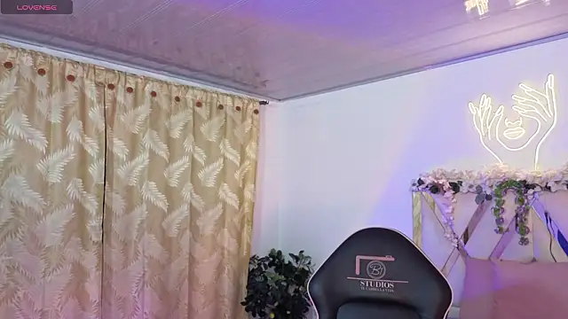 hina tay online show from February 22, 3:07 am