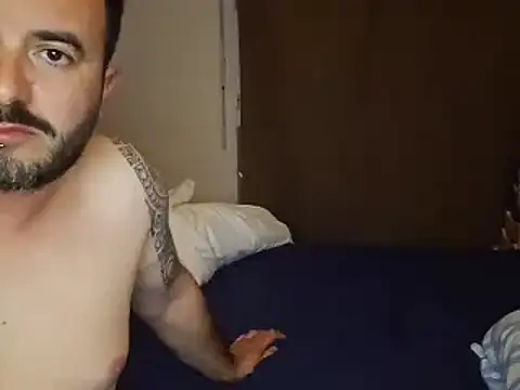 Snapshot of CaroAndMarc chatting on March 5, 9:15 pm CaroAndMarc online show from March 5, 9:15 pm