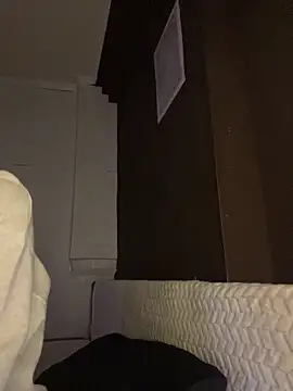 Snapshot of Alisa_Rise chatting on February 23, 4:24 pm Alisa Rise online show from February 23, 4:24 pm