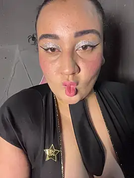 Snapshot of alexxaa96 chatting on October 24, 3:25 am alexxaa96 online show from October 24, 3:25 am