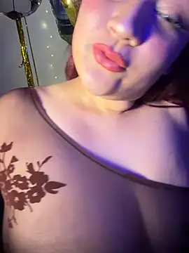 alexxaa96 online show from July 6, 3:25 am